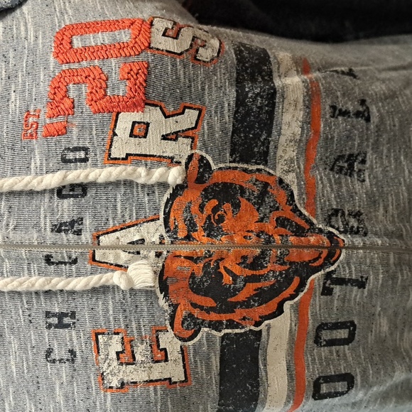Chicago Bears Hoodie - Picture 3 of 5